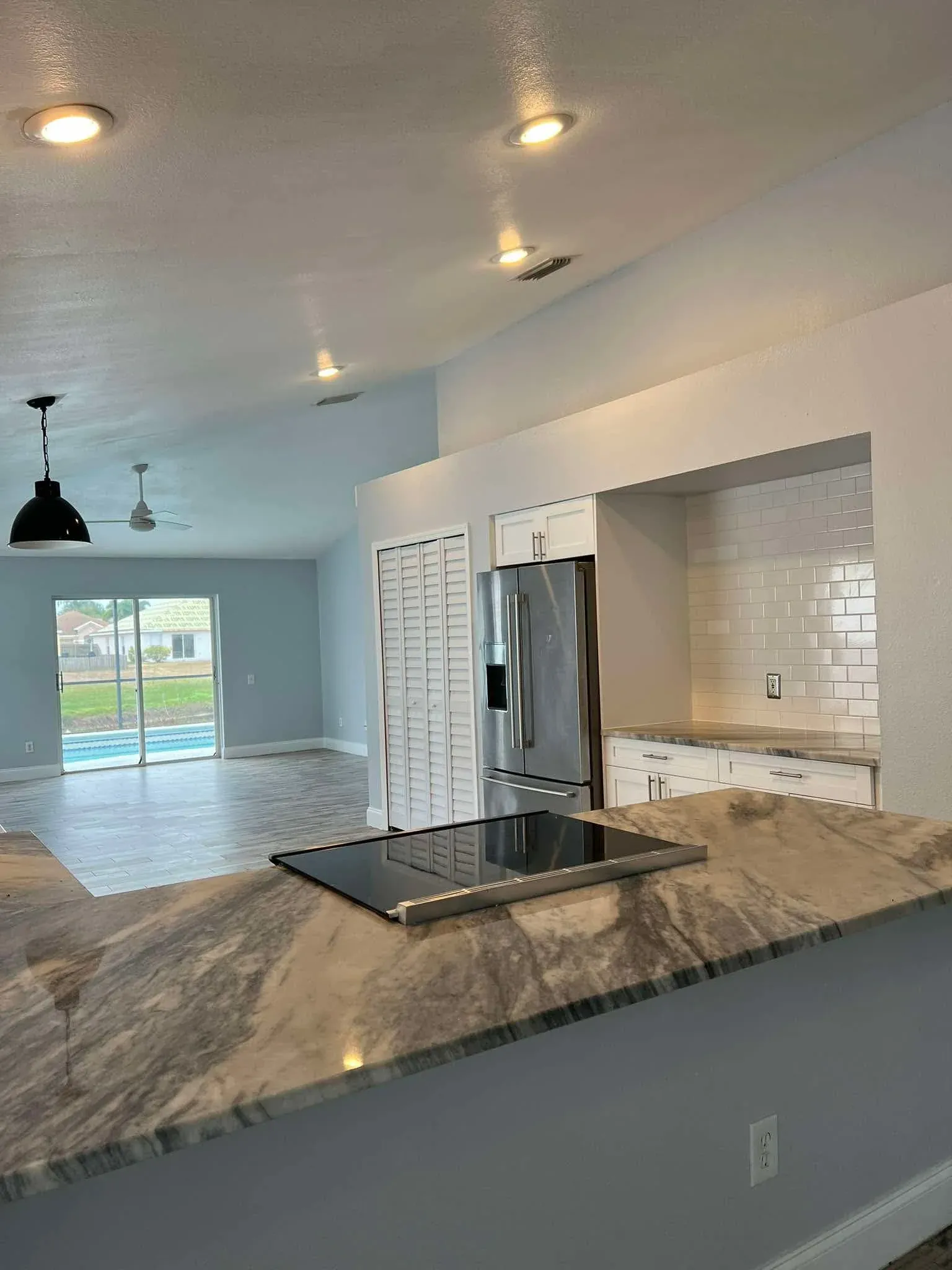 Brandon home kitchen freshly cleaned and painted by Sunshine Clean and Care